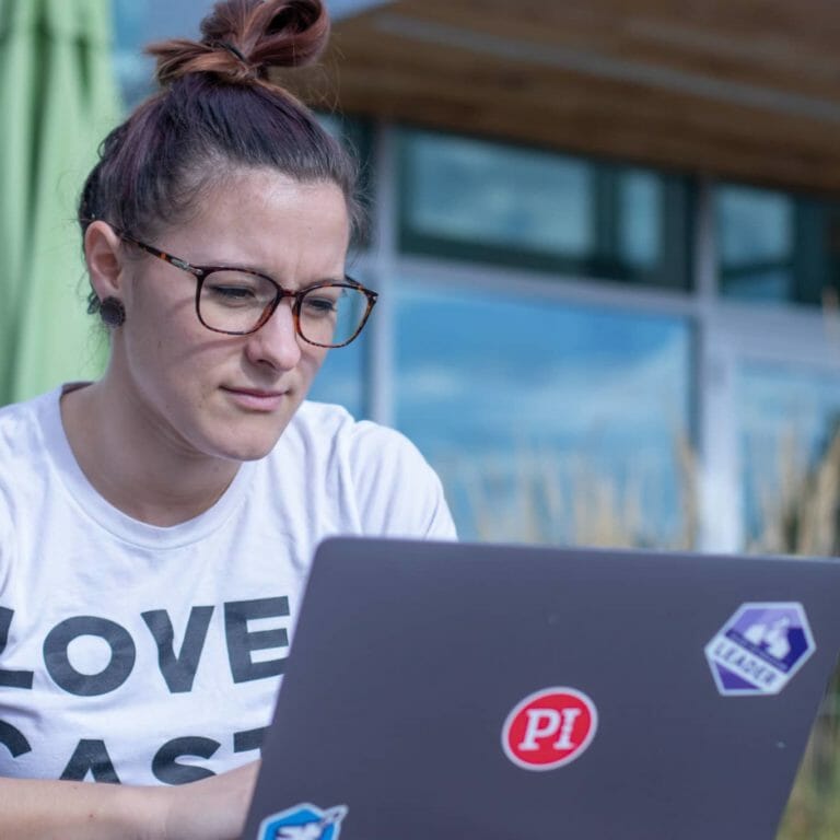 employee working on laptop